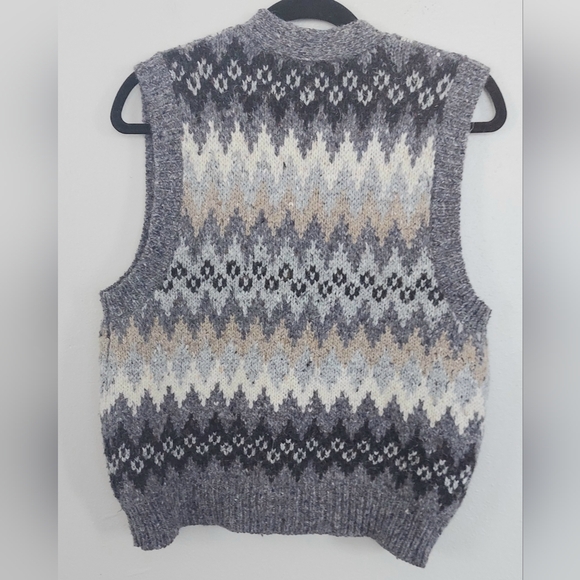 Milano Sport Women's Vest Grey/Cream Sz Small Argyle/Aztec/Fair Isle Pattern VTG - Picture 2 of 11